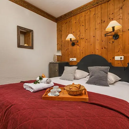 Apartment Le Cristal - Grands Montets 7 - Happy Chamonix