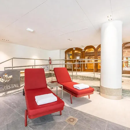 Daire Le Cristal Gm7 Mountain View, Pool, Private Sauna & Parking - Happy *